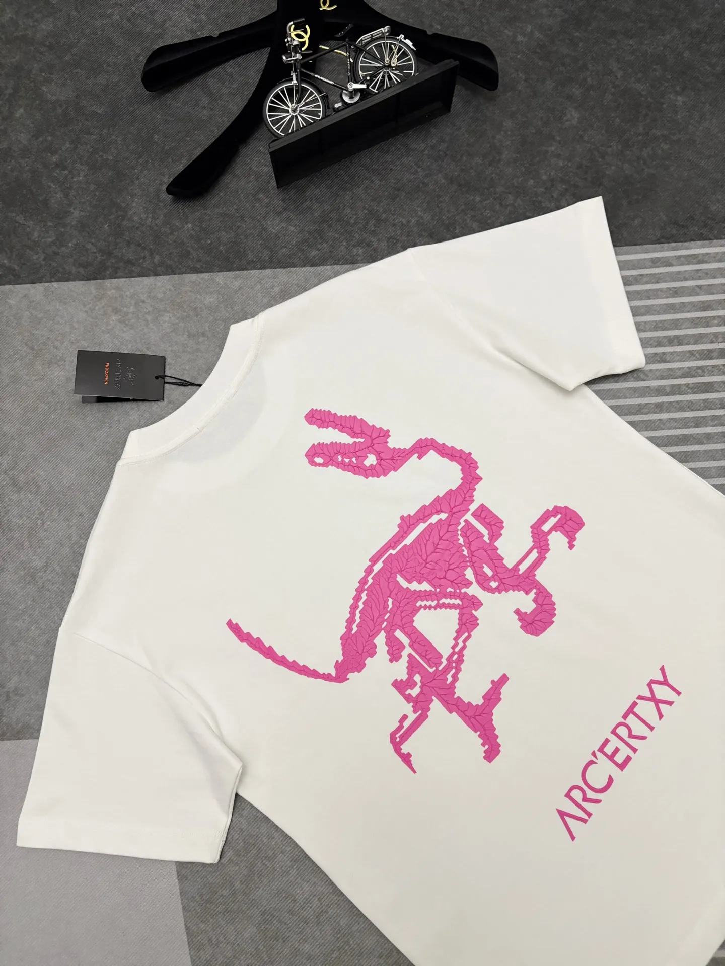 Arcteryx T 【Arcteryx ， 】 New Arrival ， Premium Versatile ， Same Style Arcteryx ， T ， ， ， logo logo ！ ， ， ， ， ， ， ， ！！ ， ， 。 ， 。 ， ， ！！ Sizes：S、M、L、XL、XXL
